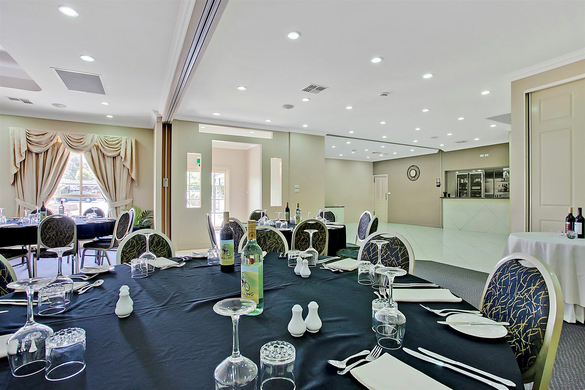 Bushman'S Motor Inn Паркс Экстерьер фото